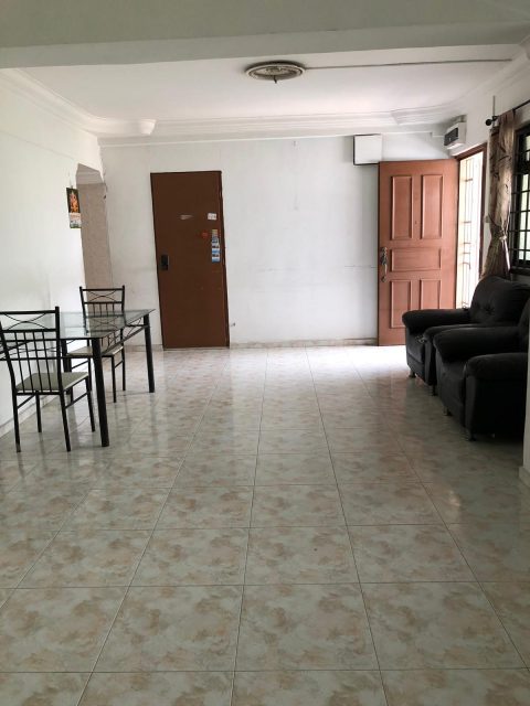  240 Compassvale Walk